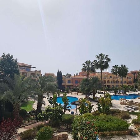 Paphos Sunny Limnaria Gardens 2 Bedroom Apartment מראה חיצוני תמונה