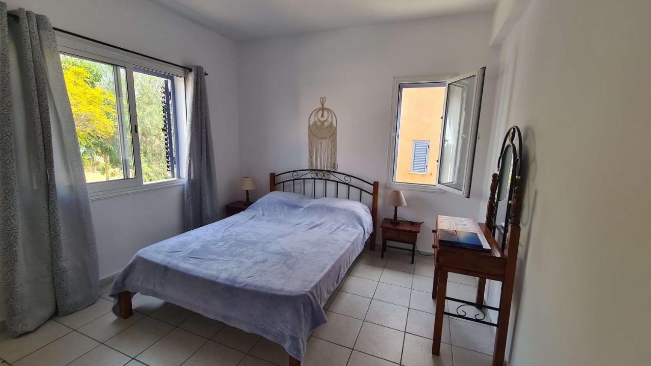 Paphos Sunny Limnaria Gardens 2 Bedroom Apartment מראה חיצוני תמונה