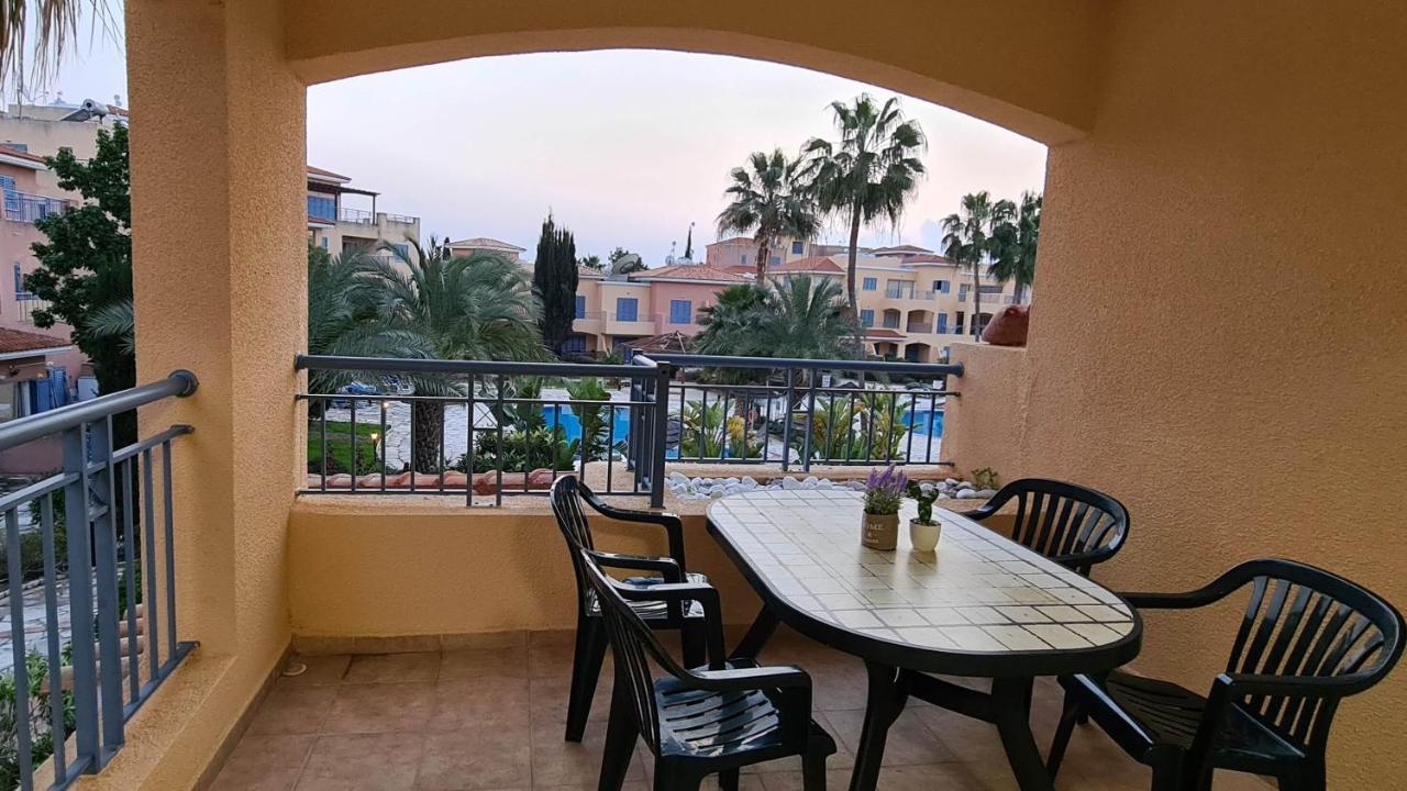 Paphos Sunny Limnaria Gardens 2 Bedroom Apartment מראה חיצוני תמונה